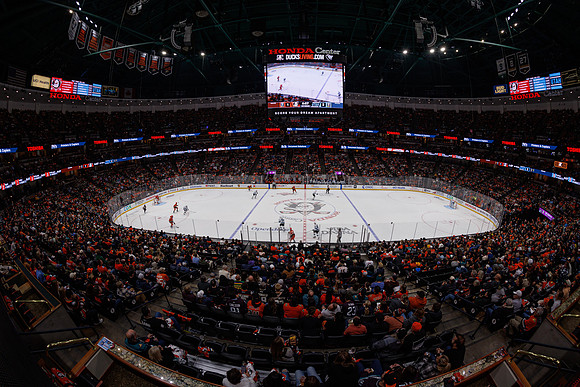 101624_ANAHEIM_DUCKS_0959