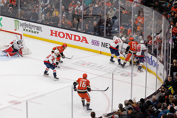 031125_ANAHEIM_DUCKS_1587