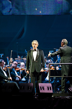 121111_Honda_Center_042