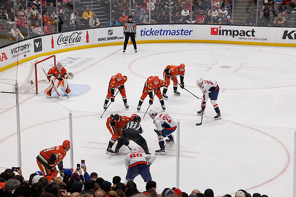 031125_ANAHEIM_DUCKS_0985