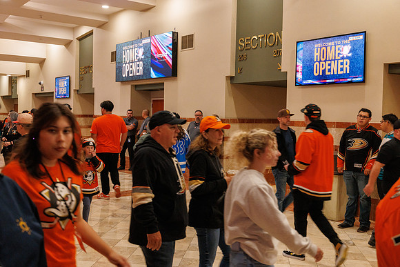 101624_ANAHEIM_DUCKS_0177