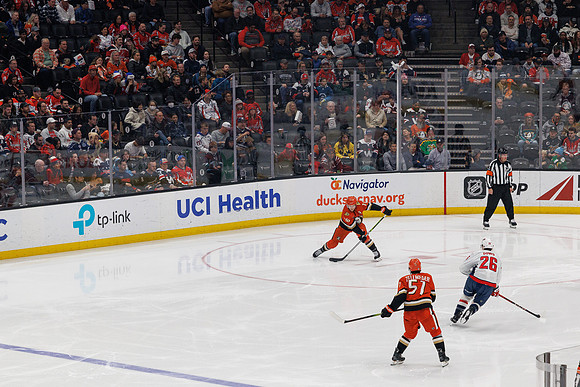 031125_ANAHEIM_DUCKS_1207