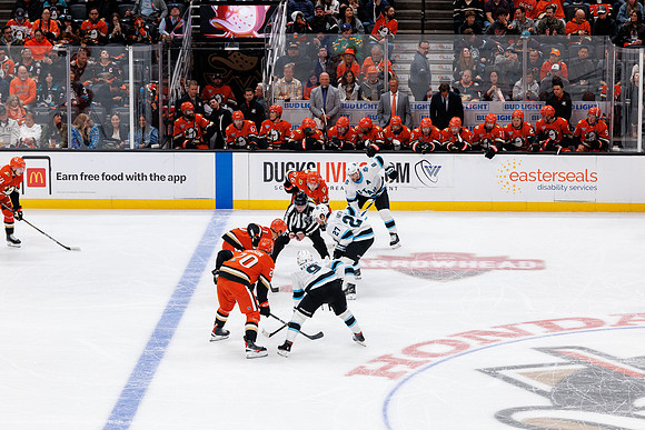 101624_ANAHEIM_DUCKS_0432