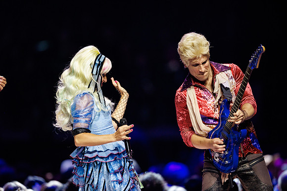 081024_HONDA_CENTER_0085