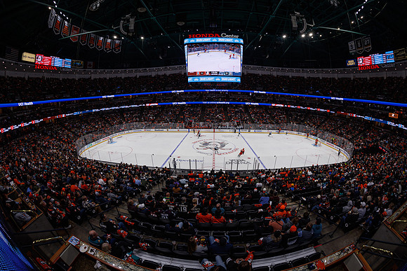 101624_ANAHEIM_DUCKS_1071