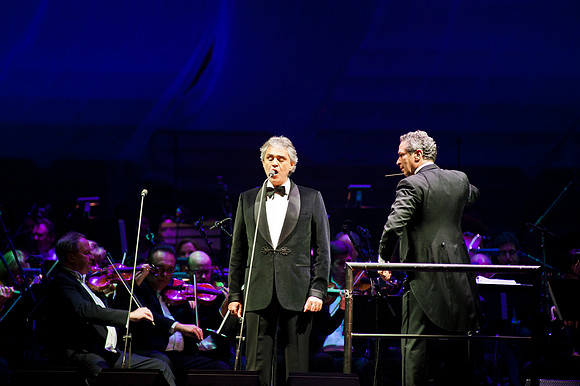 121111_Honda_Center_028