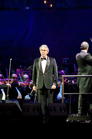 121111_Honda_Center_015