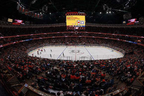 101624_ANAHEIM_DUCKS_0890