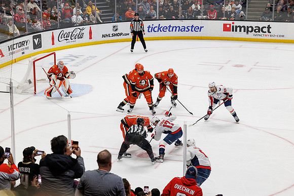 031125_ANAHEIM_DUCKS_1053