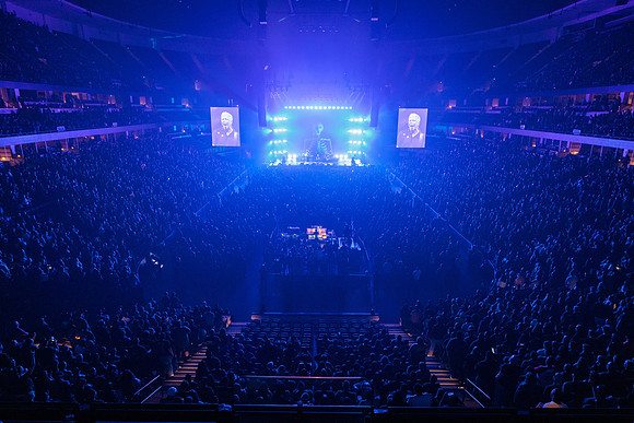 060124_HONDA_CENTER_0780