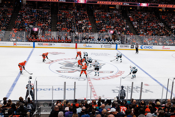 101624_ANAHEIM_DUCKS_0482