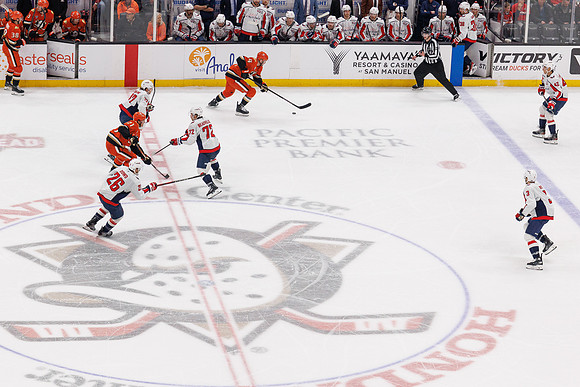 031125_ANAHEIM_DUCKS_1577
