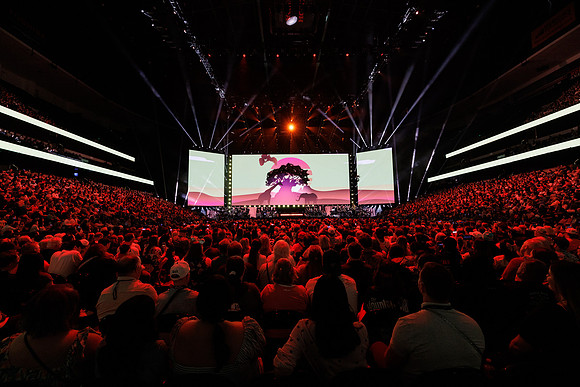 081024_HONDA_CENTER_0151