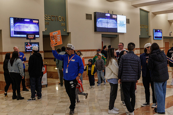 031125_ANAHEIM_DUCKS_0872