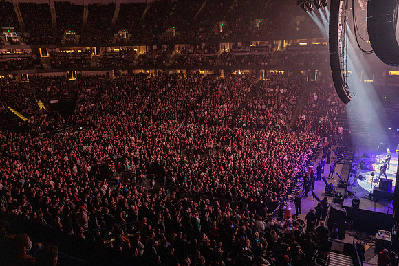 060124_HONDA_CENTER_0748