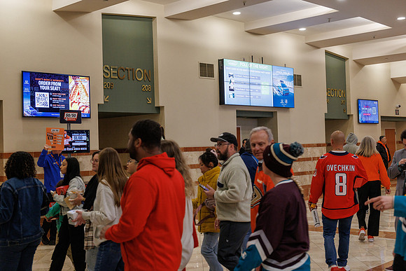 031125_ANAHEIM_DUCKS_0753