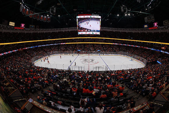 101624_ANAHEIM_DUCKS_0925