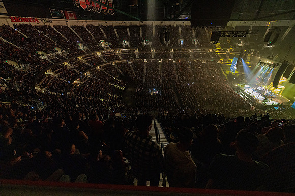 060124_HONDA_CENTER_0853