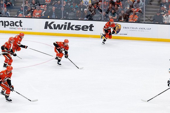 101624_ANAHEIM_DUCKS_0448