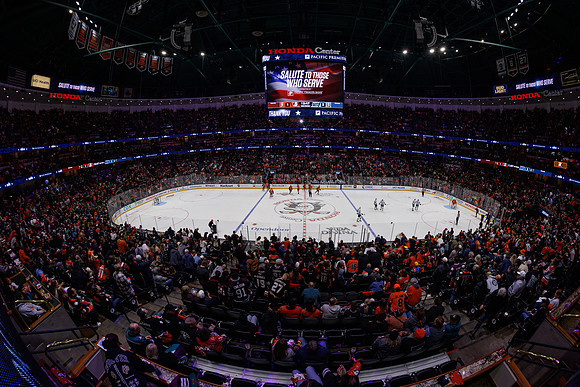 101624_ANAHEIM_DUCKS_1087