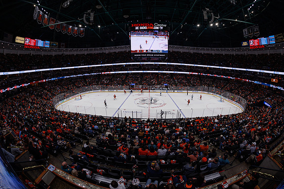 101624_ANAHEIM_DUCKS_1018