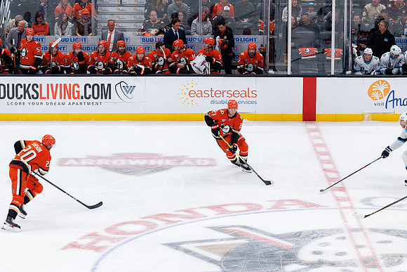 101624_ANAHEIM_DUCKS_0397