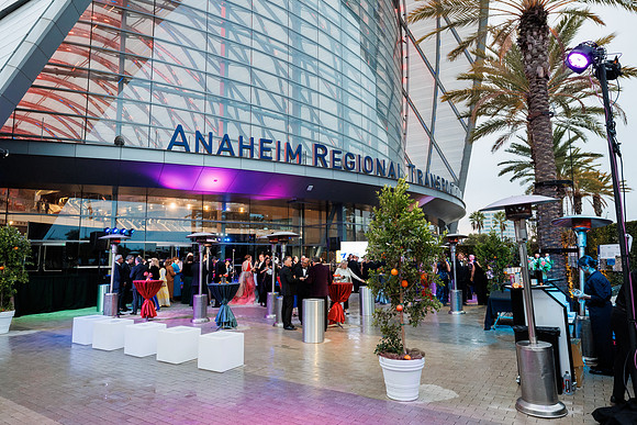 110224_OC_VIBE_0100