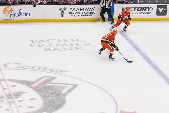 031125_ANAHEIM_DUCKS_1573