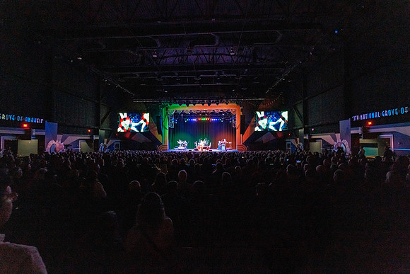 040325_GROVE_OF_ANAHEIM_100