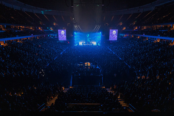060124_HONDA_CENTER_0771