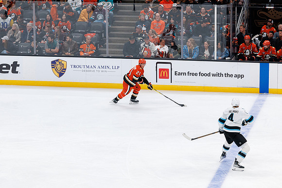 101624_ANAHEIM_DUCKS_0394
