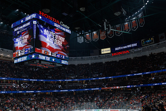 031125_ANAHEIM_DUCKS_1258