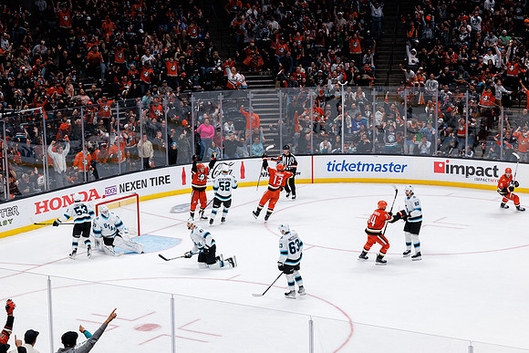 101624_ANAHEIM_DUCKS_0625