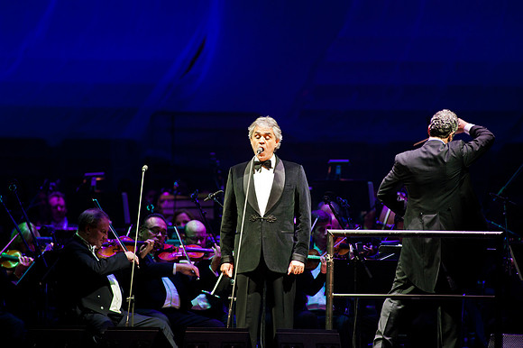 121111_Honda_Center_030