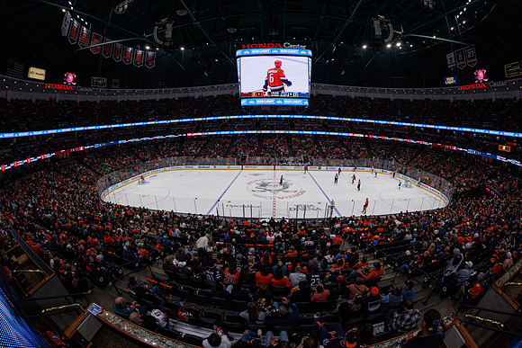 101624_ANAHEIM_DUCKS_0902