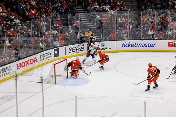031125_ANAHEIM_DUCKS_0989