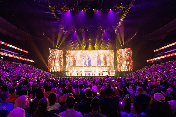 080924_HONDA_CENTER_0321