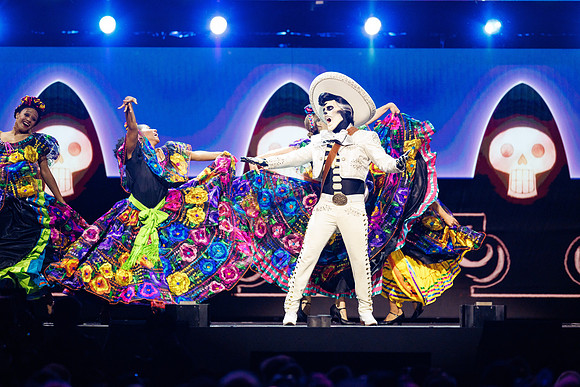 081024_HONDA_CENTER_0255