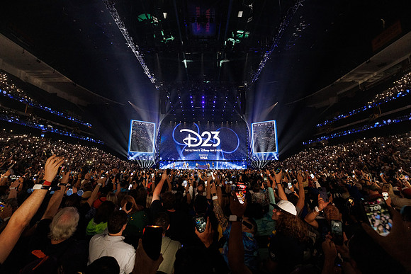 080924_HONDA_CENTER_0015