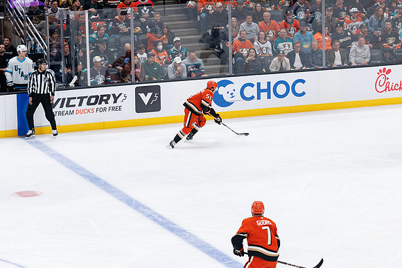 101624_ANAHEIM_DUCKS_0359