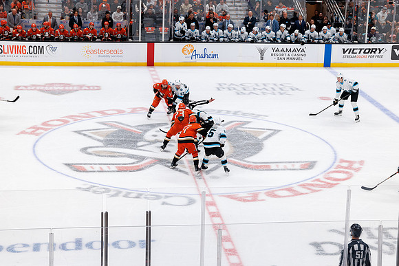 101624_ANAHEIM_DUCKS_0481
