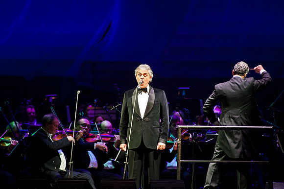 121111_Honda_Center_029