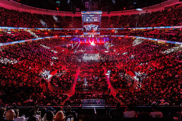 070624_HONDA_CENTER_0205