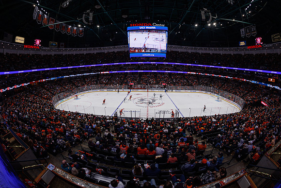 101624_ANAHEIM_DUCKS_0920