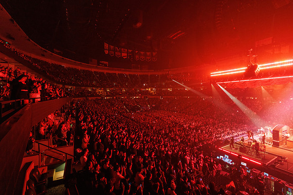 050125_HONDA_CENTER_114