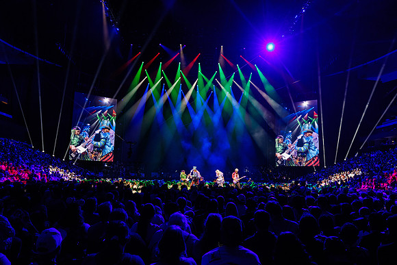 081024_HONDA_CENTER_0070