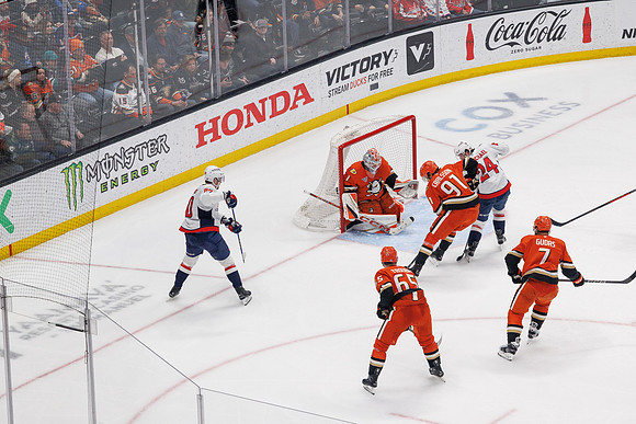 031125_ANAHEIM_DUCKS_1556
