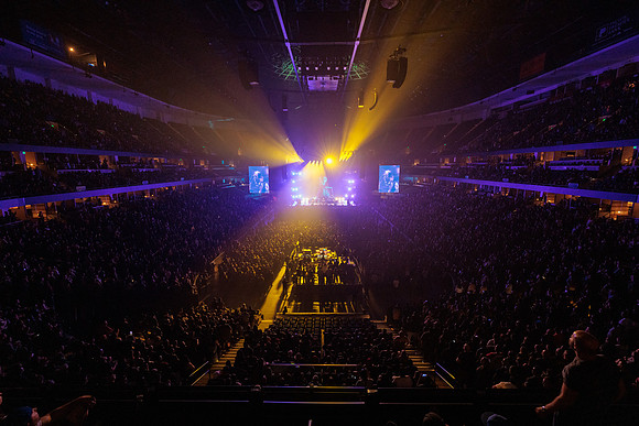 060124_HONDA_CENTER_0761