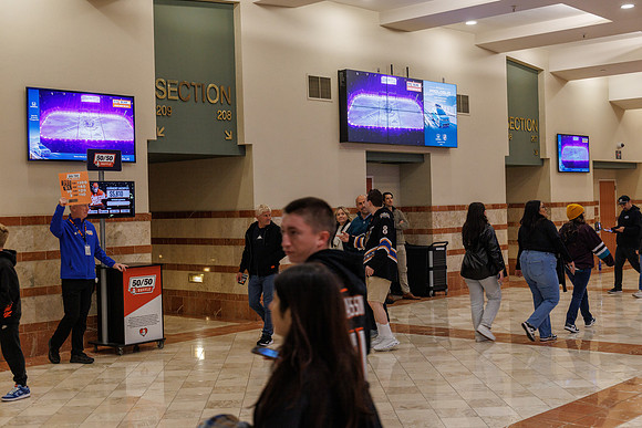 031125_ANAHEIM_DUCKS_0875