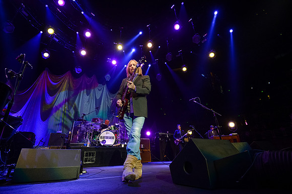 100714_HONDA_CENTER_0182